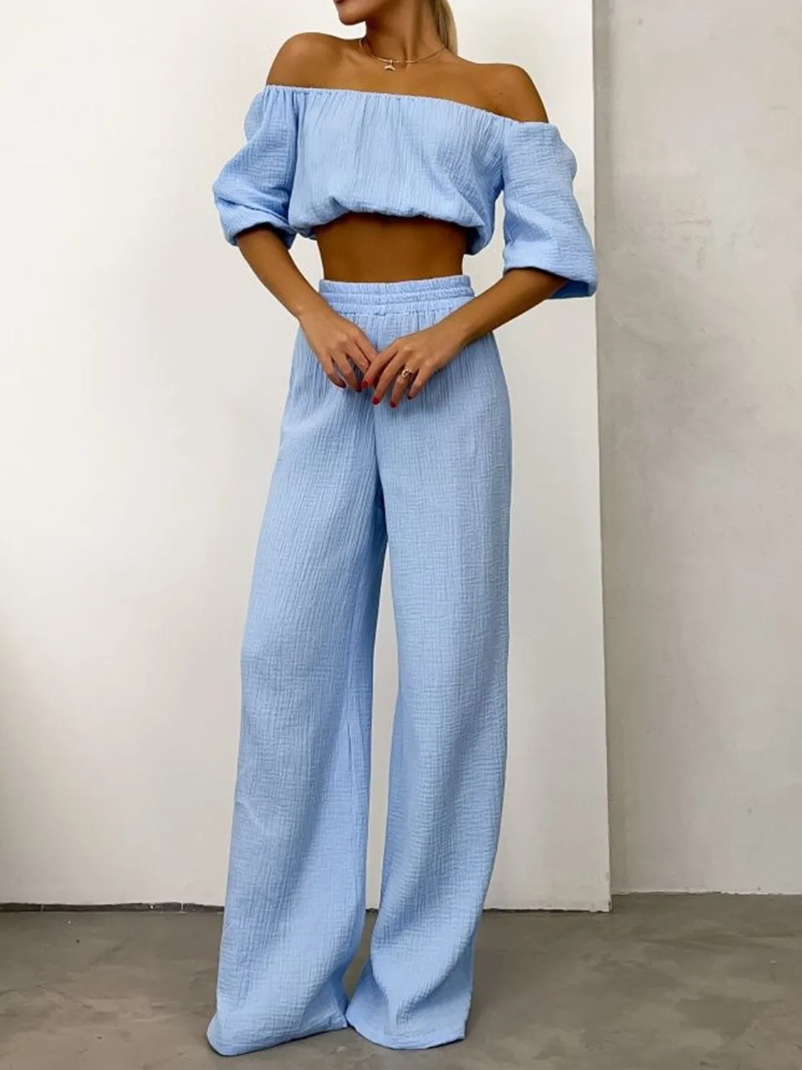 🌟 Off-Shoulder Long Sleeve Top and Pants Set 🌟