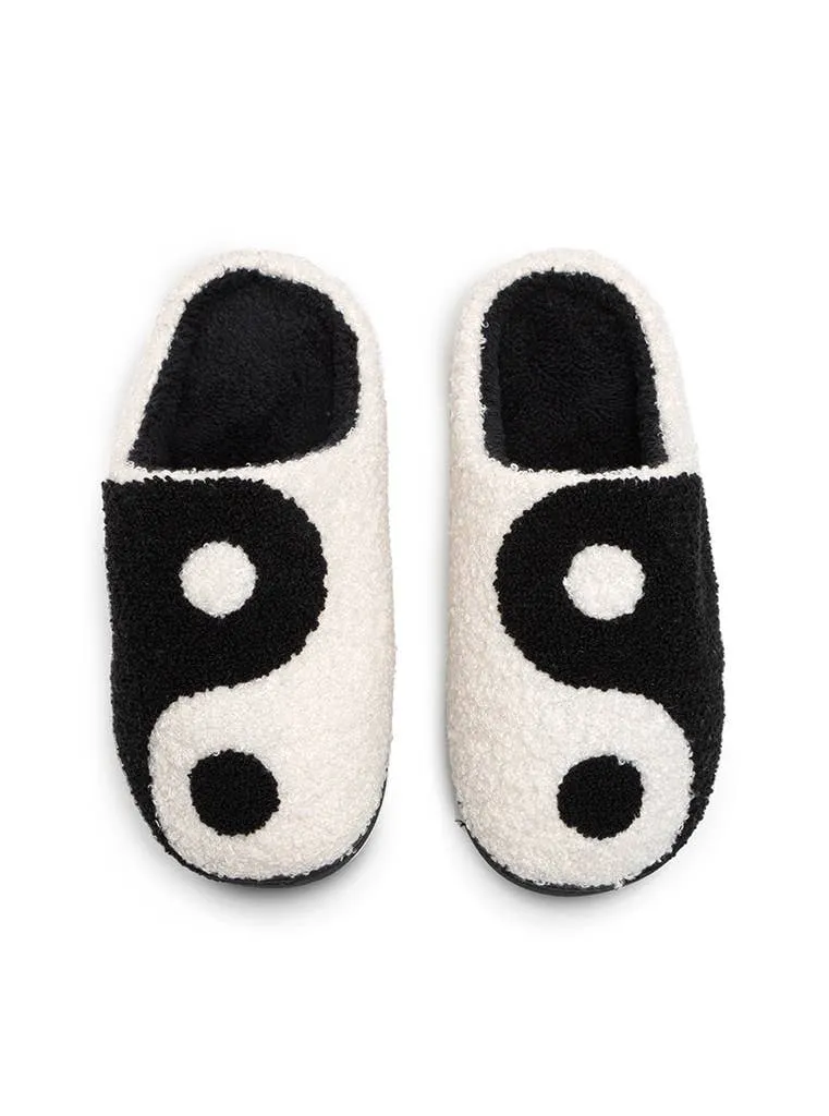 Indoor / Outdoor Slippers - Yin Yang - Black & White: M/L