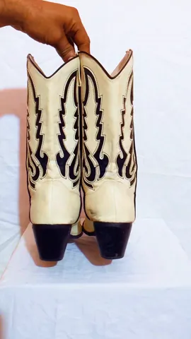 MV82# Classic Cowboy Boots