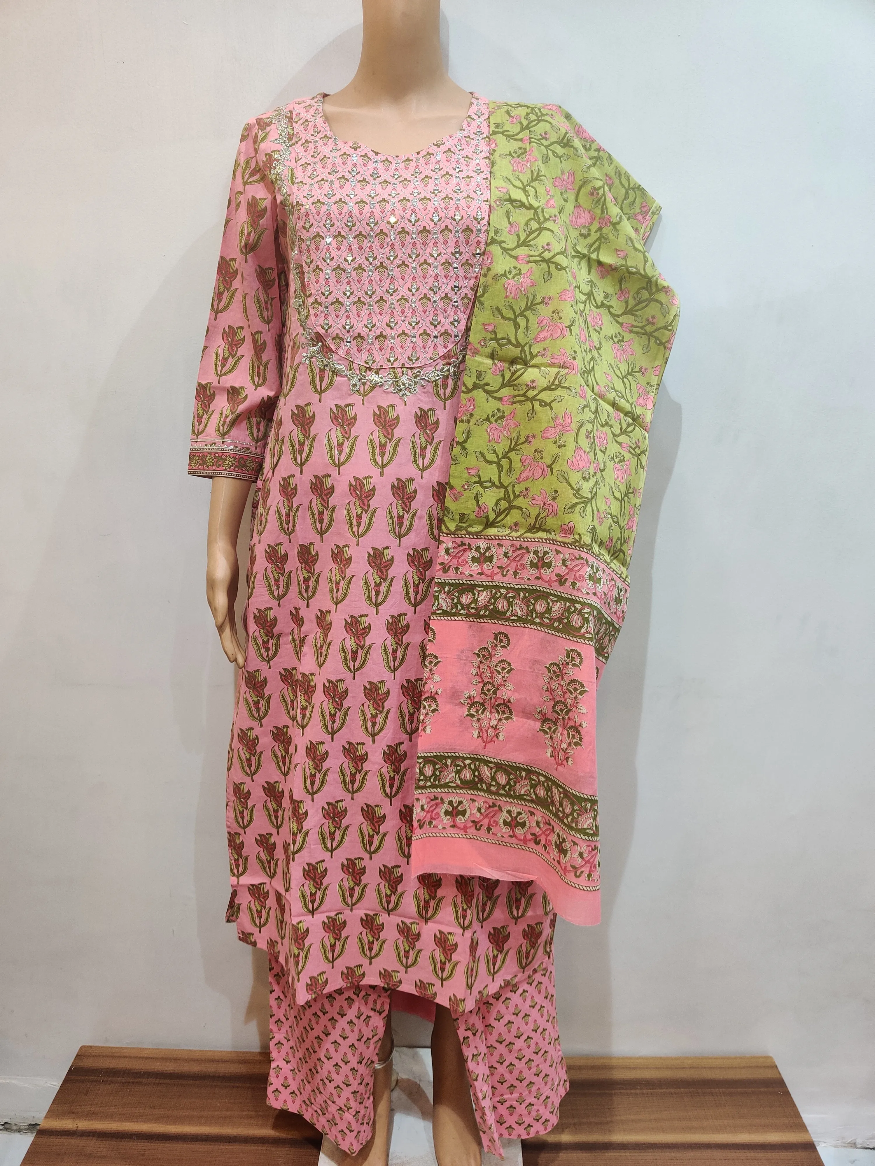 Scented Geranium Kurta pant dupatta set