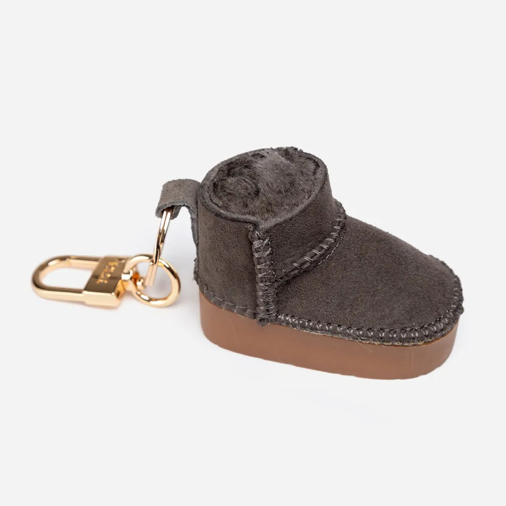 Ugg Classic Platform Ultra Mini Boots Pendant